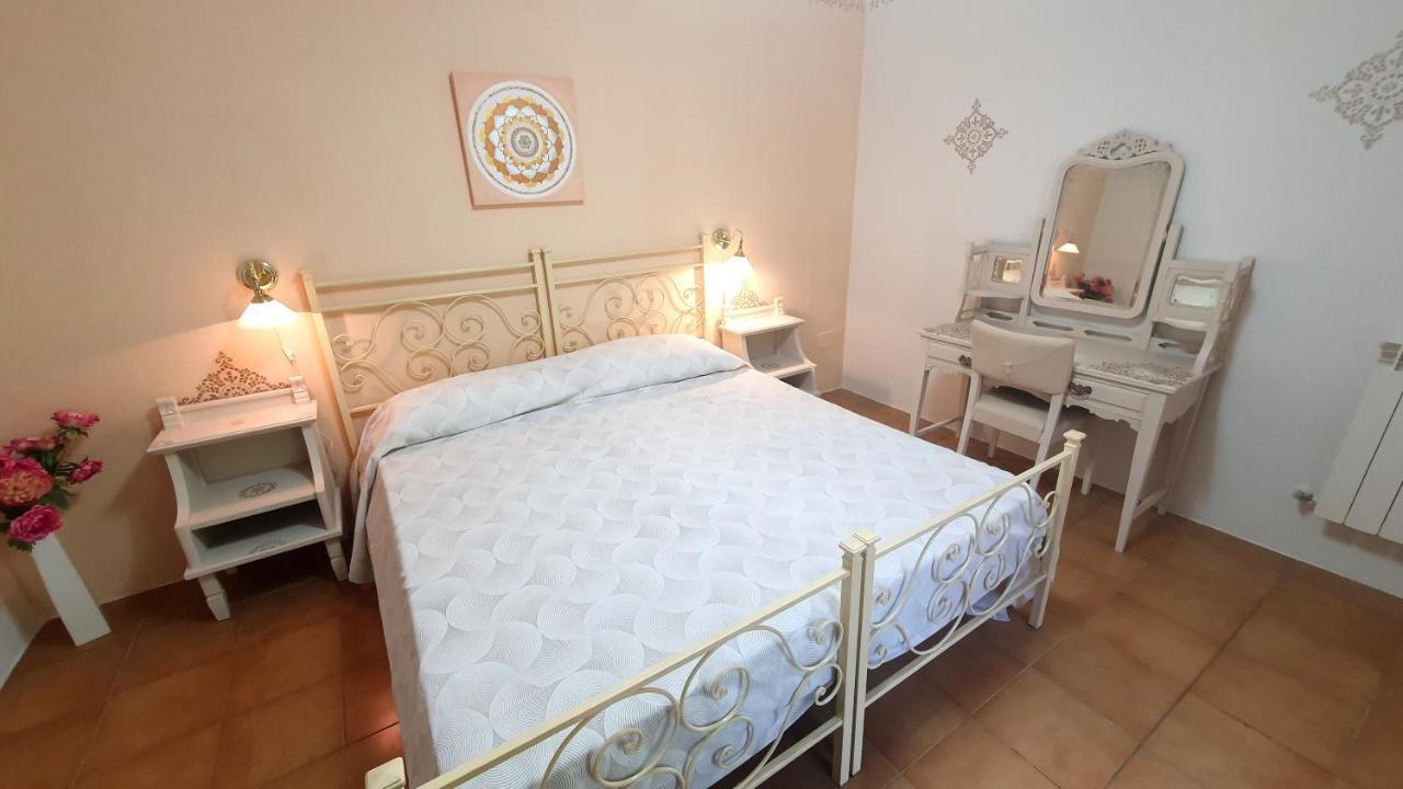 Agriturismo Pereti Roccatederighi Rum bild