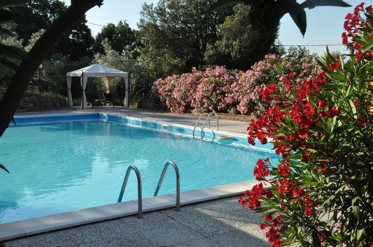 Agriturismo Pereti Roccatederighi Exteriör bild